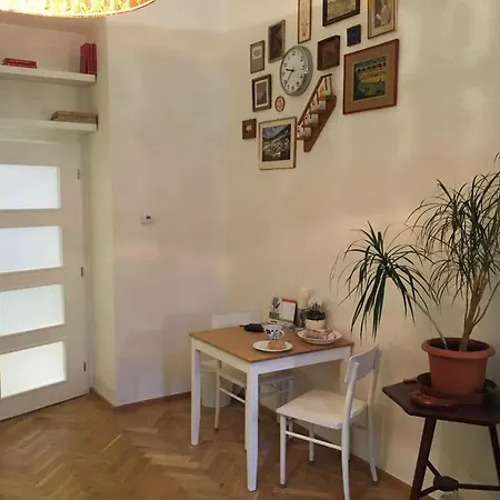 Victoria Design Stays - Apartment Slavojova