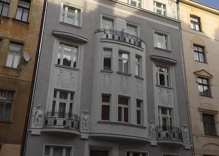 Victoria Design Stays - Apartment Slavojova *