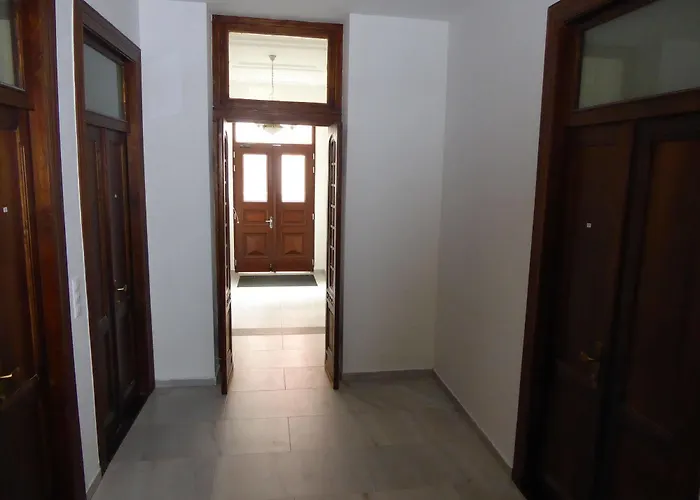 Apartment Victoria Design Stays - Apartment Slavojova *